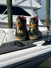 Load image into Gallery viewer, Camo Deck Boots
